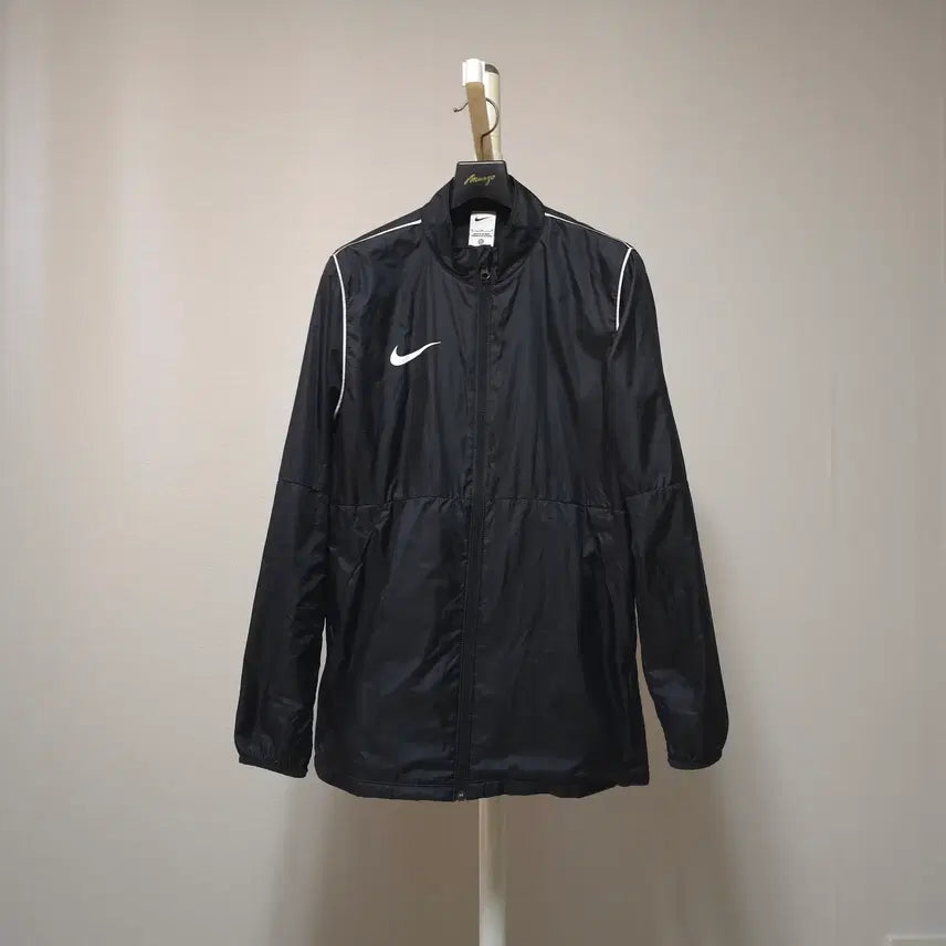 [BUNJANG] Nike Park 20 Rain Jacket (Size 100) / (100) NIKE 나이키 파크 20 레인 자켓