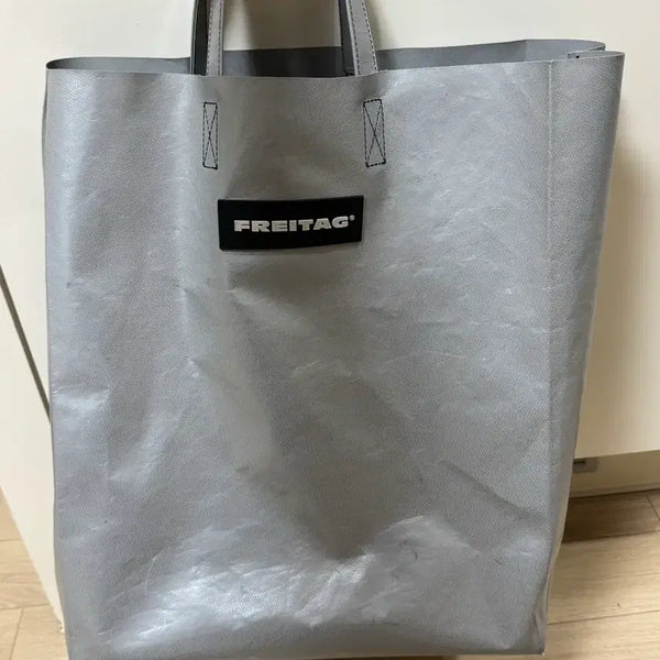 [BUNJANG] Freitag Miami Vice Silver Messenger Bag / 프라이탁 마이애미 실버