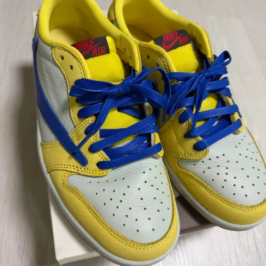 [BUNJANG] Nike Travis Scott Canary Sneakers (255mm) / 나이키 스캇 카나리 255