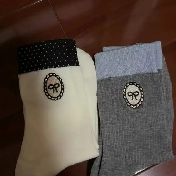 [BUNJANG] Ribbon Embroidered Socks (White/Gray Set) / 리본 자수 양말 (화이트/그레이)