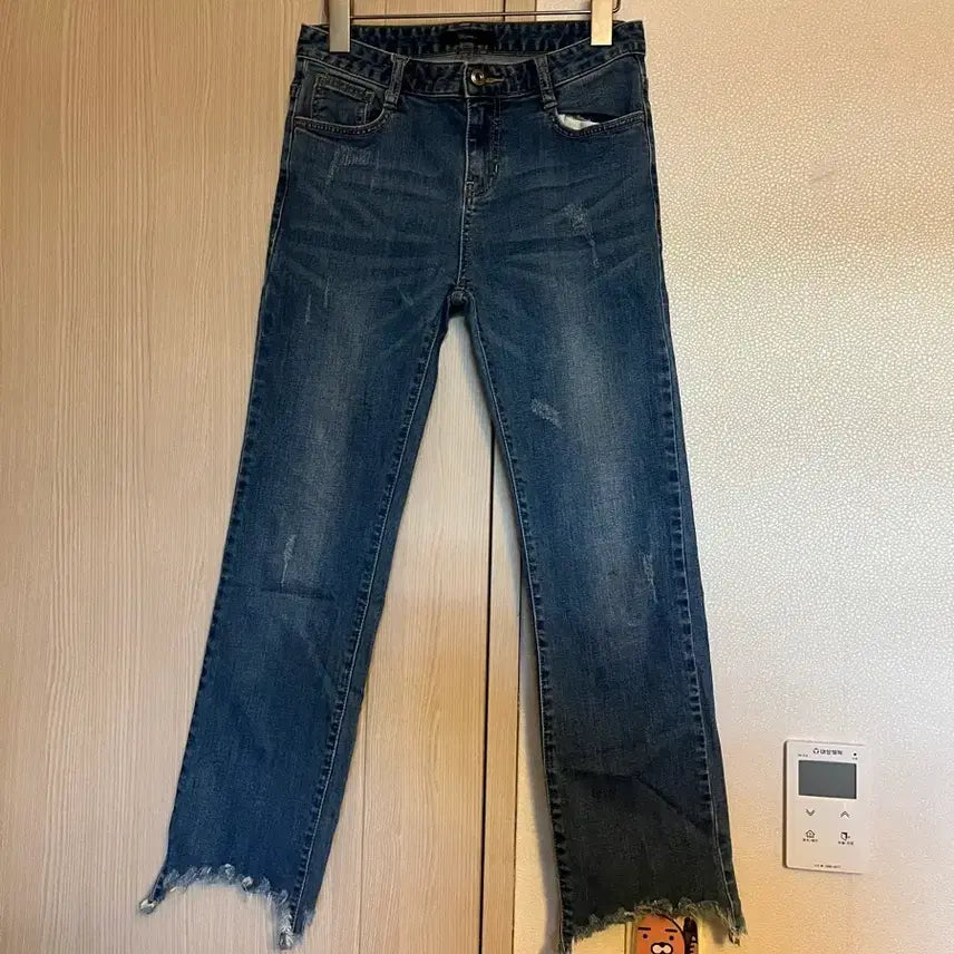 [BUNJANG] Roem Light Blue Distressed Denim Jeans - Size 27 / 27 로엠 중청 데미지 청바지