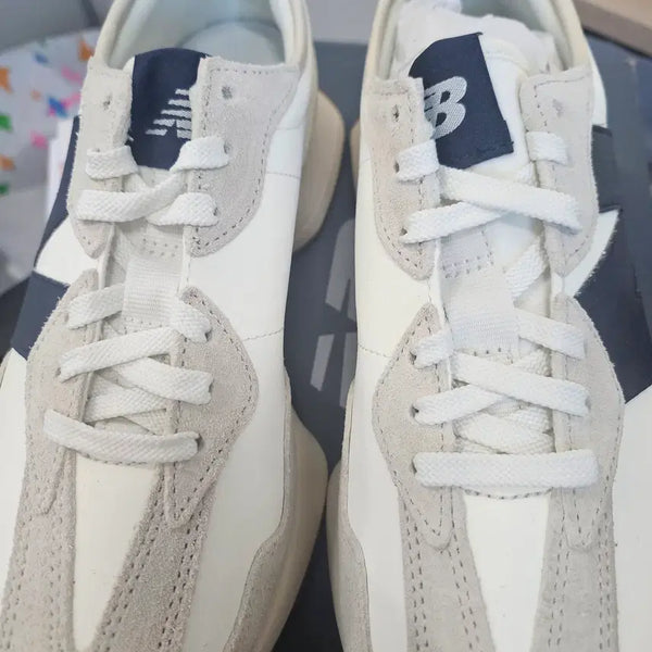 [BUNJANG] New Balance WS327KB Sneakers / WS327KB 260/275(하자상품)