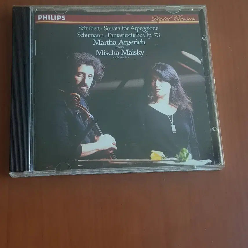 [BUNJANG] Martha Argerich & Mischa Maisky Classical CD: Schubert & Schumann Sonatas / 현악 실내악 마르타 아르헤리치 미샤 마이스키 슈베르트 아르페지오소나타 슈만 환상소곡 독일수입씨디 클래식cd 클래식시디 클래식씨디 Argerich Maisky