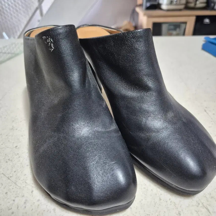 [BUNJANG] 10cm Heel Black Mules - Smooth Leather / 뮬 구두