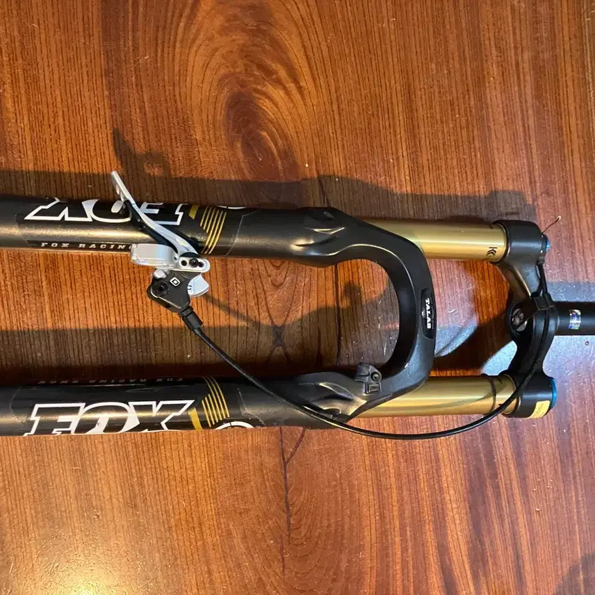 [BUNJANG] Fox Talas CTD 26-inch 140mm 15QR Fork / 폭스 탈라스 CTD 26인치 140밀리 15큐알