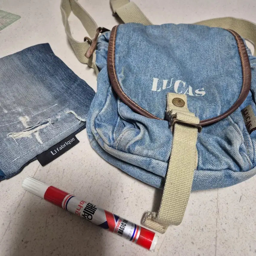 [BUNJANG] Denim Crossbody Bag & Pouch Set / 데님크로스백+데님파우치