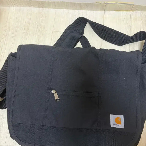 [BUNJANG] Carhartt Messenger Bag / 칼하트 메신저백