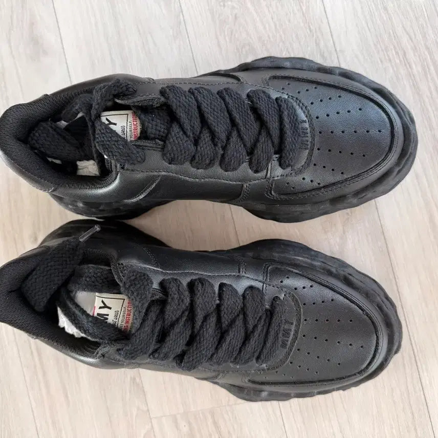 [BUNJANG] Maison Mihara Yasuhiro Wayne OG Sole Leather Low Top Black / 메종 미하라 야스히로 웨인 og 솔 레더 로우탑 블랙 블랙