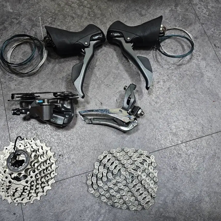 [BUNJANG] Shimano Claris R2000 Bicycle Component Set / 시마노 클라리스 레버, 앞드레일러, 뒷드레일러, 스프라켓, 체인