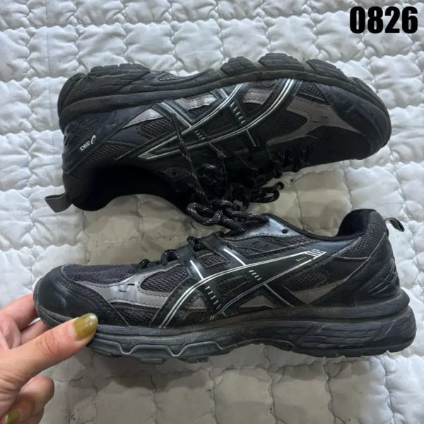 [BUNJANG] Asics Gel-Trainer Sneakers Black/White Size 240 / 아식스 젤 트레이너 검/흰색 240