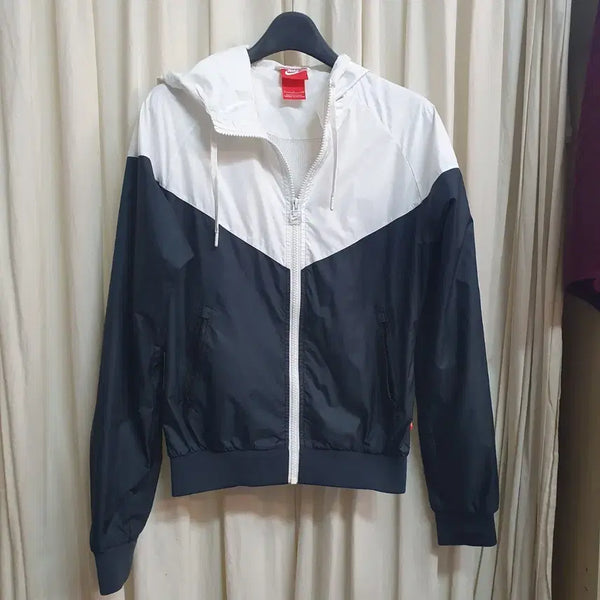 [BUNJANG] Nike Windbreaker Jacket White/Black / 나이키 바람막이 흰검