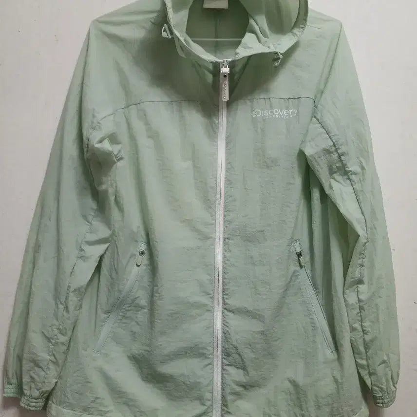 [BUNJANG] Discovery Women's Windbreaker Jacket Mint Size 90 / 디스커버리 여성 바람막이 자켓 등산 사이즈 90