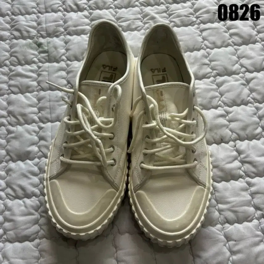 [BUNJANG] Fila Sneakers White Size 260 / 휠라 스니커즈 화이트 260