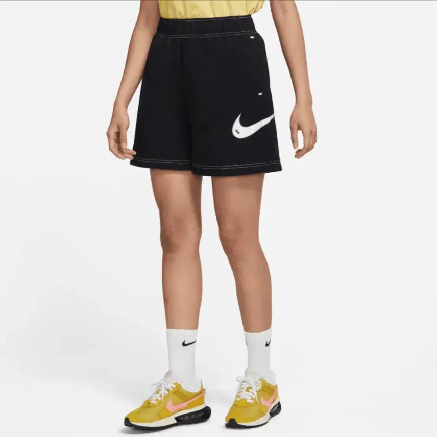 [BUNJANG] Nike Swoosh Women's Woven Shorts / 나이키 스우시 여성 우븐 쇼츠 (텍그대로 새상품)