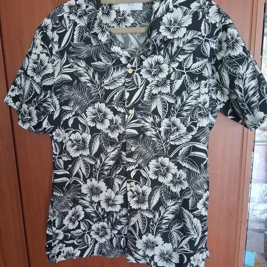 [BUNJANG] Uniqlo Hawaiian Shirt (L) / 유니클로 하와이안 셔츠 (L)
