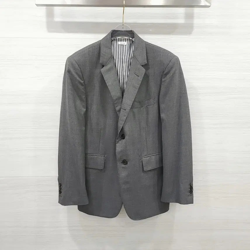 [BUNJANG] Thom Browne Super 120's Wool Twill Classic Suit Jacket Mid Grey MSC001A Size 2 / 2 / 톰브라운 슈퍼 120'S 울 트윌 클래식 수트 자켓 미드그레이 MSC001A