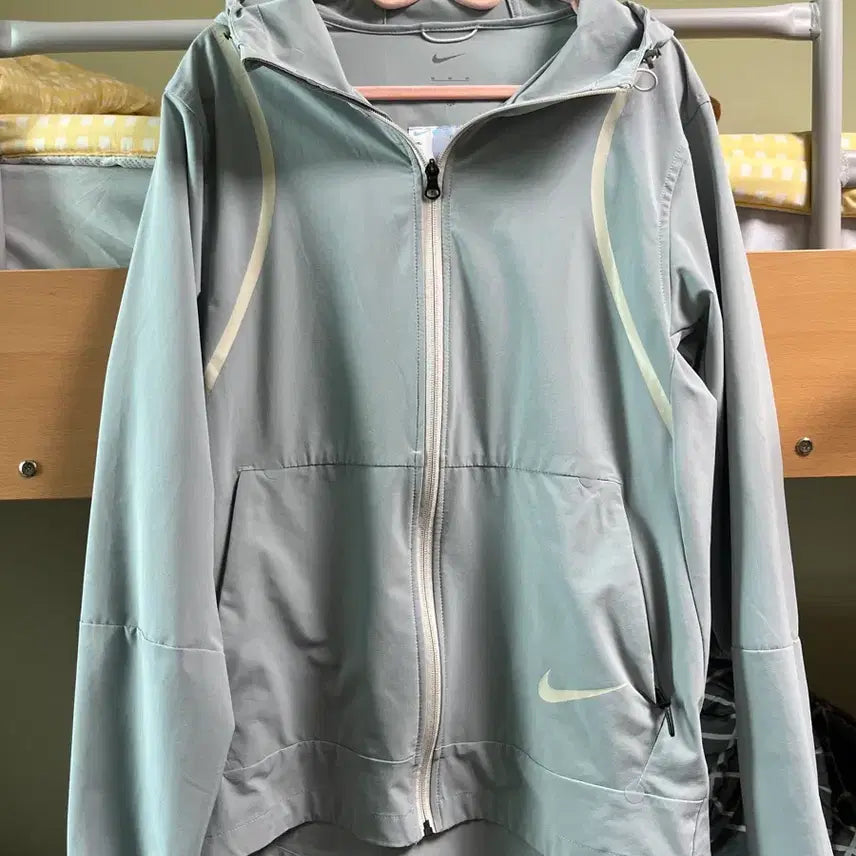 [BUNJANG] Nike Windbreaker Jacket / 나이키 바람막이 점퍼