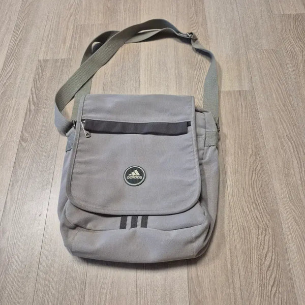 [BUNJANG] Adidas Messenger Bag Grey / 아디다스 메신저백 그레이