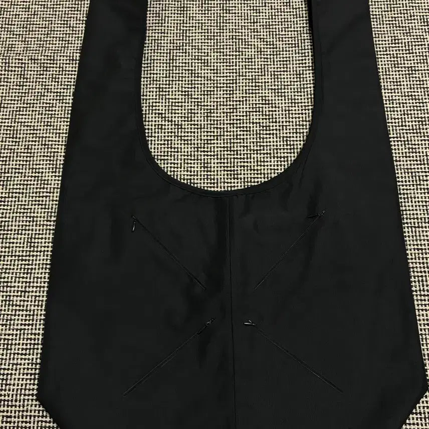 [BUNJANG] Roa Hiking Shoulder Bag / Roa hiking 숄더백