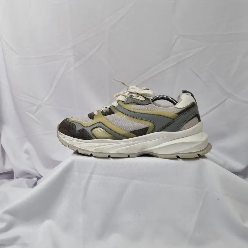 [BUNJANG] Massimo Dutti Technical Trainer Sneakers / 빈티지하서 255 마시모두띠 테크니컬 트레이너 스니커즈