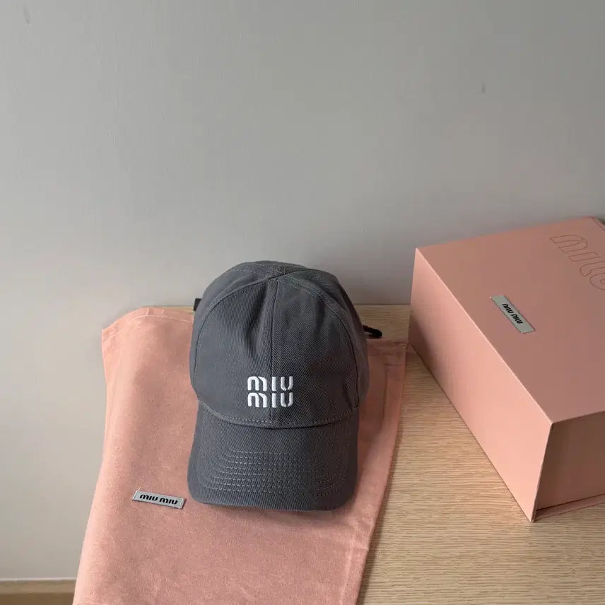 [BUNJANG] Miu Miu Grey String Baseball Cap / 미우미우 그레이 스트링 야구모자