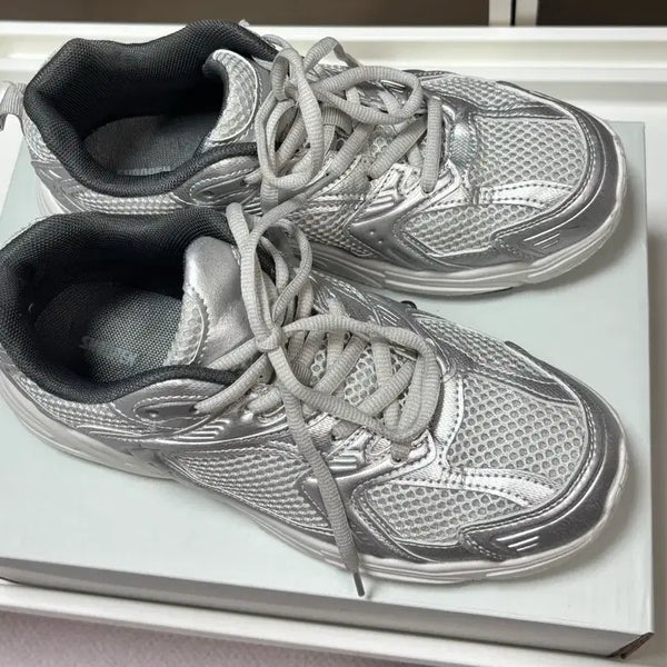 [BUNJANG] Spigen Silver Sneakers / 슈펜 운동화 실버