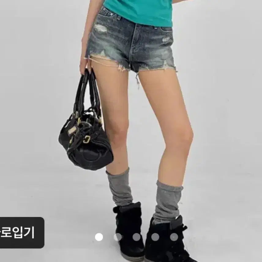 [BUNJANG] Black Up Pol.v Damage Washing Denim Shorts / 블랙업 폴브데미지 워싱데님 숏팬츠 반바지 청반바지 s