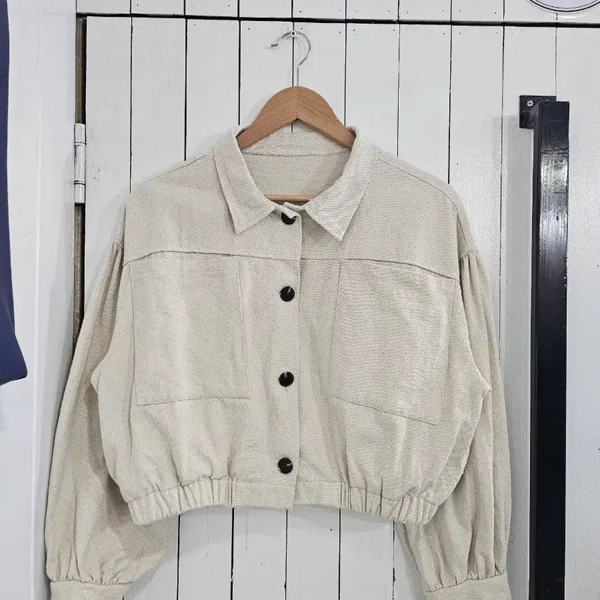 [BUNJANG] Women's Oversized Collar Button Spring Cropped Jacket / 여성 크롭 재킷 free 루즈핏 긴팔 카라 단추 봄 아방 크롭자켓