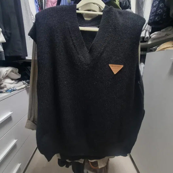 [BUNJANG] Adele Leather Patch Knit Vest / (새상품)아델 가죽패치 니트조끼