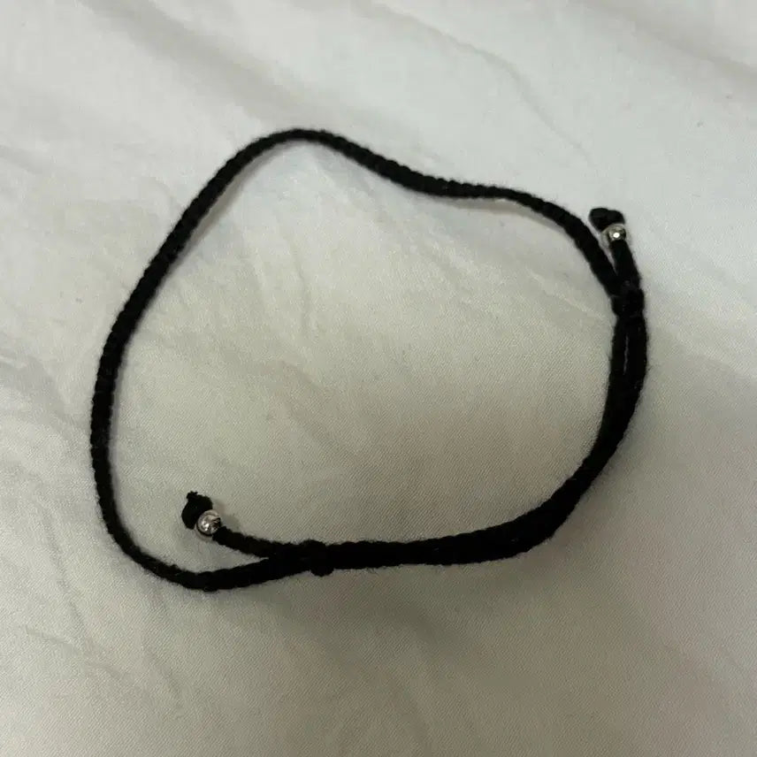 [BUNJANG] Kickflip Seoul Fancon Bracelet / 킥플립 서울 팬콘 팔찌 양도