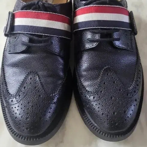 [BUNJANG] Thom Browne Tricolor Stripe Wingtip Shoes (240) / (정품)톰브라운 삼선 스트랩 윙팁 슈즈 240