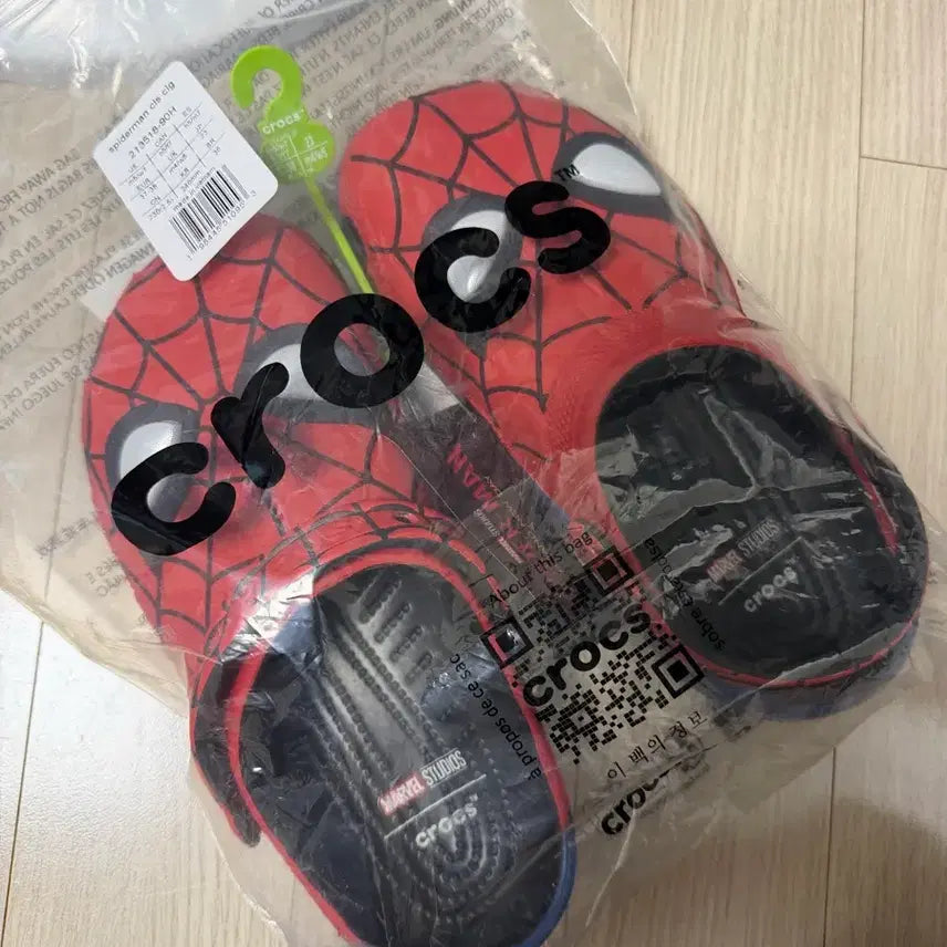 [BUNJANG] Spider-Man Crocs US 5 / 새상품 스파이더맨 크록스 US5