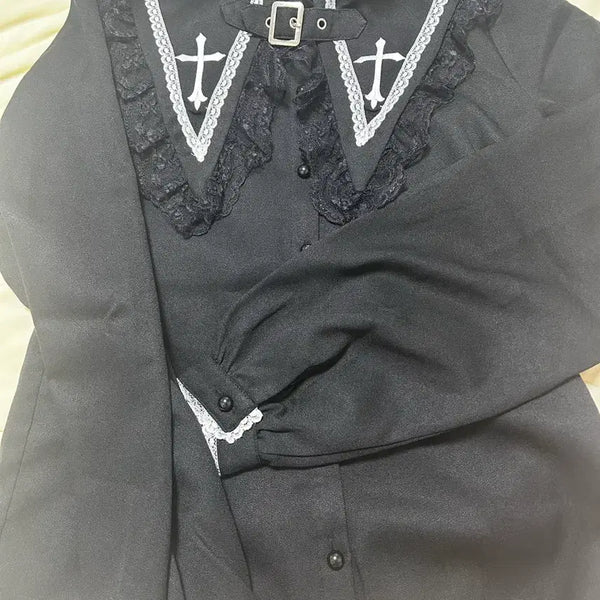 [BUNJANG] MAZ Cross Blouse Black / 마즈 십자가 블라우스 블랙
