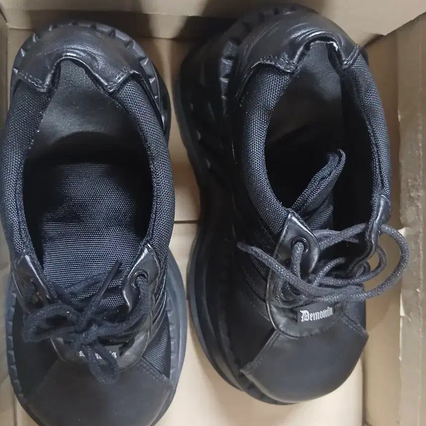 [BUNJANG] Demonia Stomp 08 Platform Boots / 데모니아 스톰프08 235~240 판매합니다