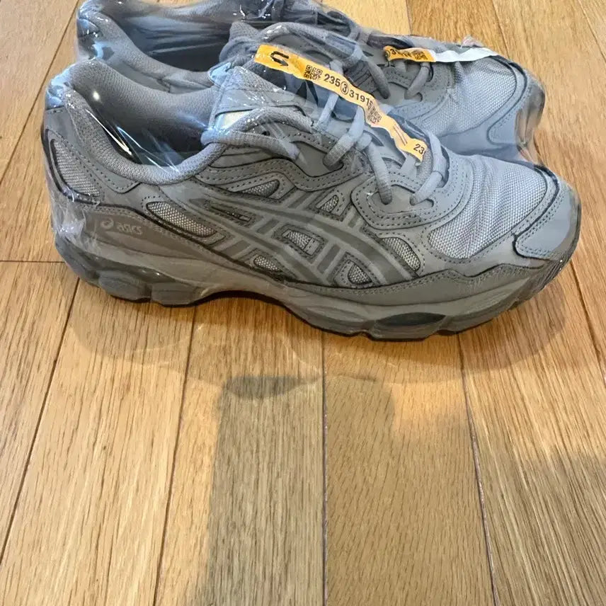 [BUNJANG] ASICS GEL-NYC Grey Sneakers Size 270 / 아식스 젤-NYC 그레이 270 (세탁완료)