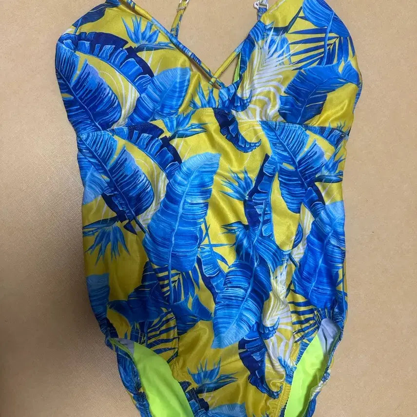 [BUNJANG] Barrel Women's Swimsuit Yellow Pattern M / 1번 착용) 배럴 여성 수영복 호캉스 수영복 M