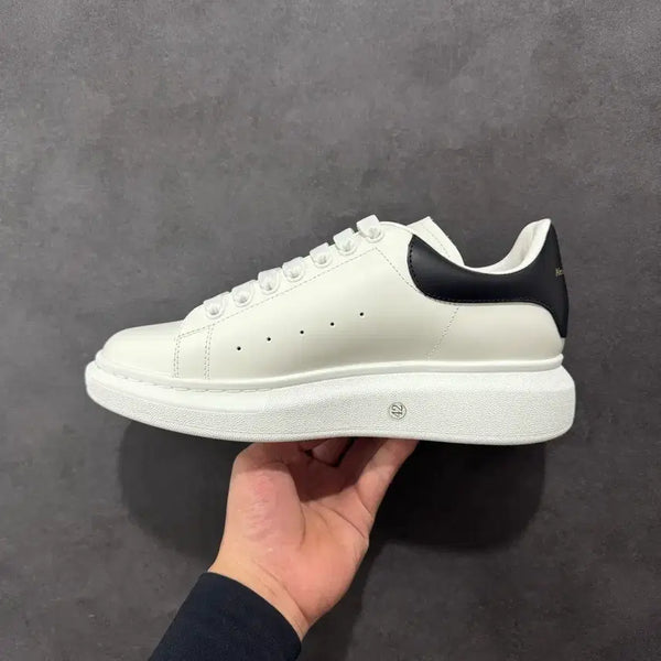 [BUNJANG] Alexander McQueen White Sneakers / 알렉산더 맥퀸 화이트 스니커즈