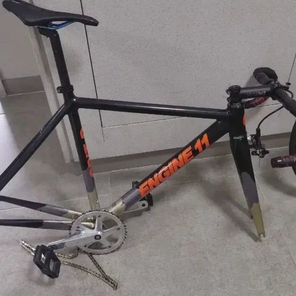 [BUNJANG] Engine 11 Crit-D Black Orange Frame Set / 엔진11 블랙오렌지 반차(개급처)