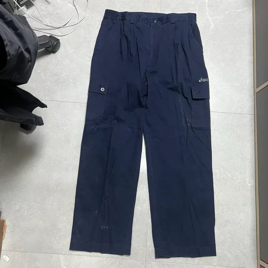 [BUNJANG] ASICS 00s Vintage Navy Cargo Pants / [36] 00s 아식스 빈티지 밴딩 네이비 카고 팬츠