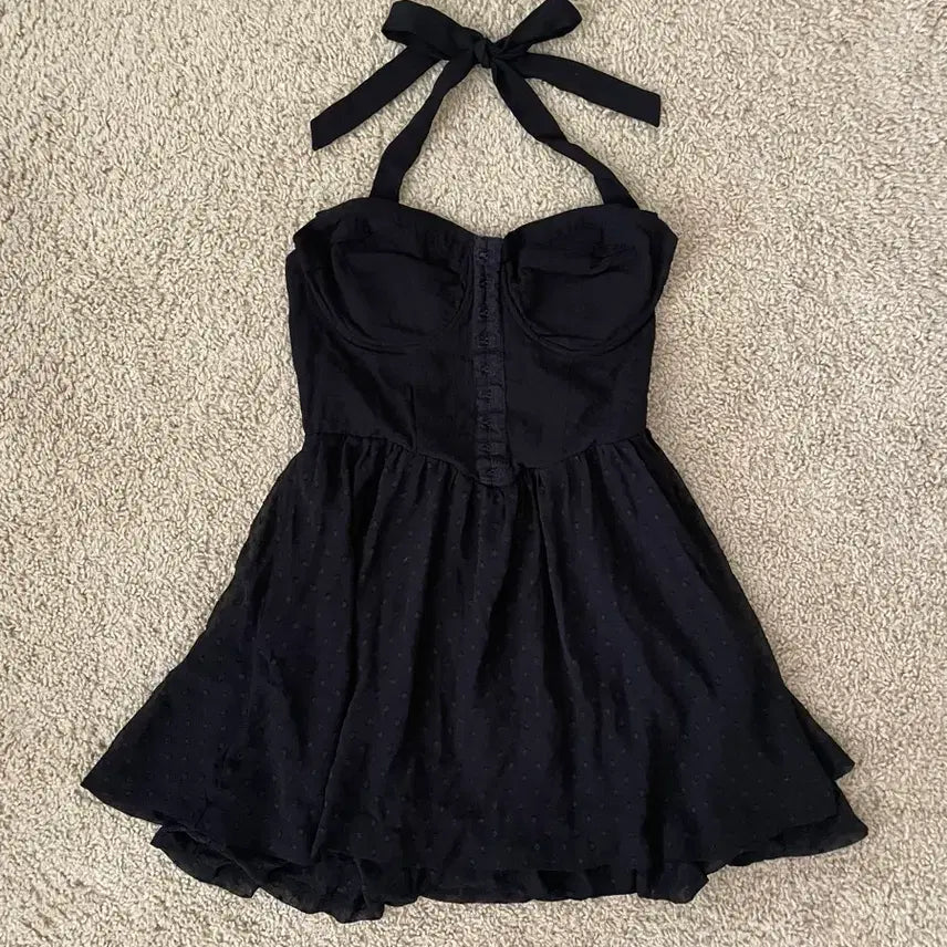 [BUNJANG] Guess Black Dress / 게스 검정 원피스 리바이스 자라 cos h&m 블랙 원피스 셔링 레이스 코르셋