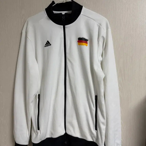 [BUNJANG] Adidas Germany National Team Jersey Size 105 / 아디다스 독일 져지 105사이즈 팜