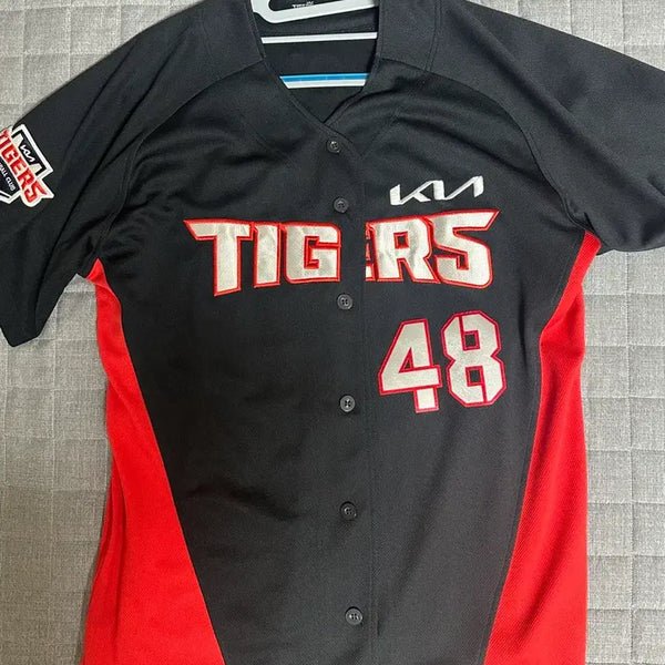 [BUNJANG] Kia Tigers Away Replica Uniform Lee Eui-lee (Size 100) / 기아 타이거즈 원정 레플리카 유니폼 100 이의리 열마킹