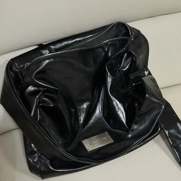 [BUNJANG] Matinkim Embossed Logo Leather Shoulder Bag / 마뗑킴 가방 엠보스드 로고 레더 숄더백 (단종)