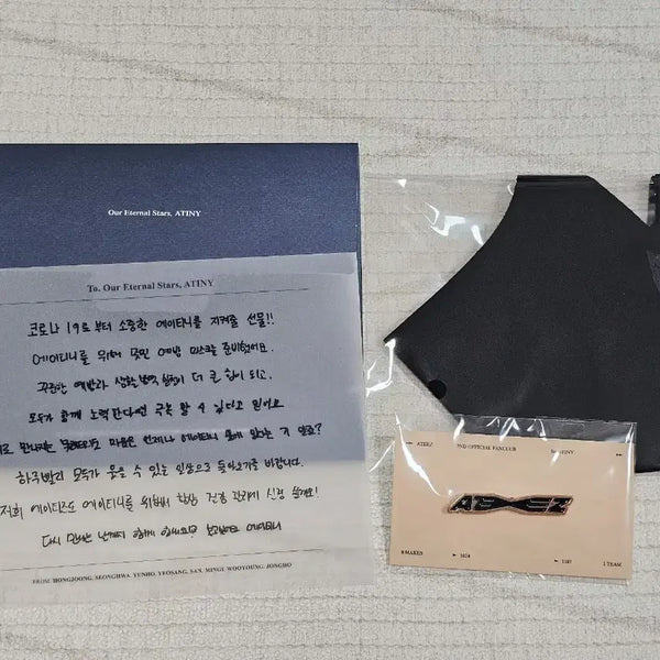 [BUNJANG] ATEEZ 2nd Gen Membership Kit Badge & Mask Set / 에이티즈 ateez 2기 팬클럽키트 뱃지 마스크