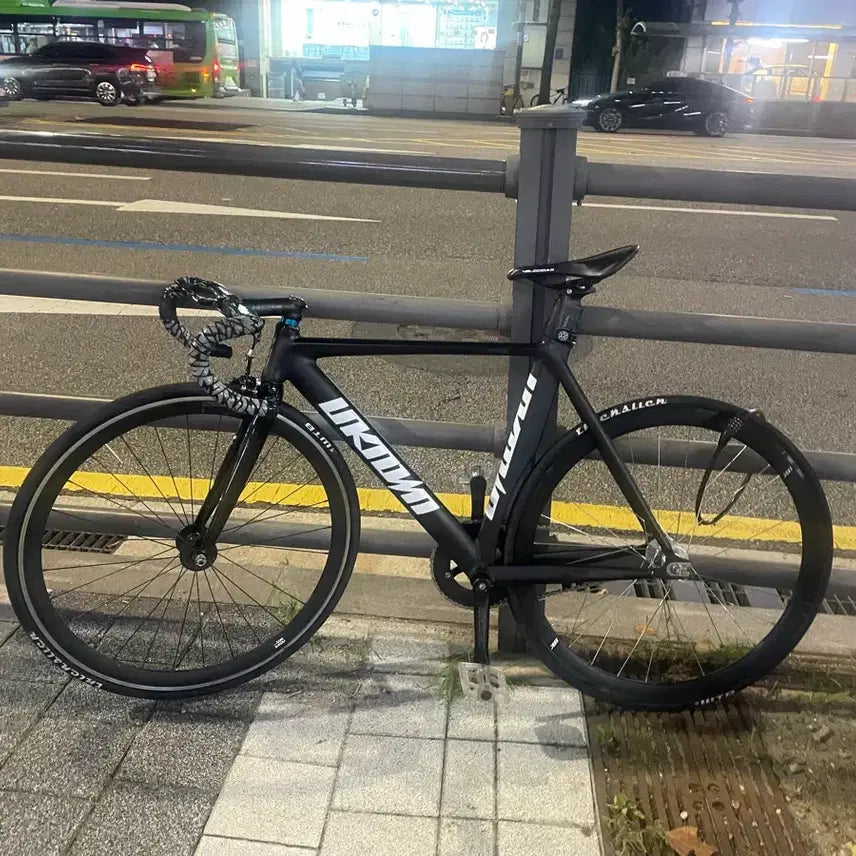 [BUNJANG] Unknown Singularity 2 Bicycle Frame Front and Rear Brakes / 개개개급처 ㄱㄱㅇㄱㄹ xx 언노운 싱귤러리티2 판대 앞뒤 브레이크 다 있음