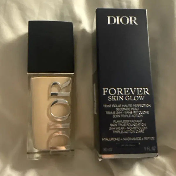 [BUNJANG] Dior Forever Skin Glow Foundation 00.5N / 디올 포에버 스킨 글로우 파운데이션 00.5N