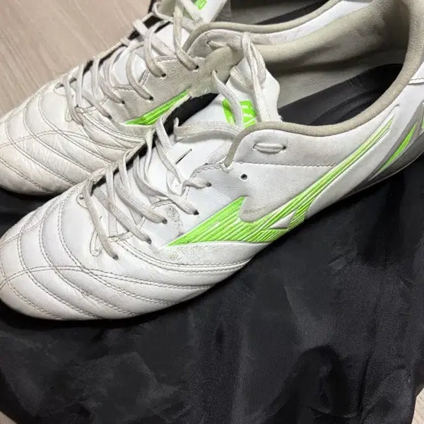 [BUNJANG] Mizuno Morelia Neo IV Pro AG 275mm / 미즈노 모렐리아 네오4 프로 ag 275mm