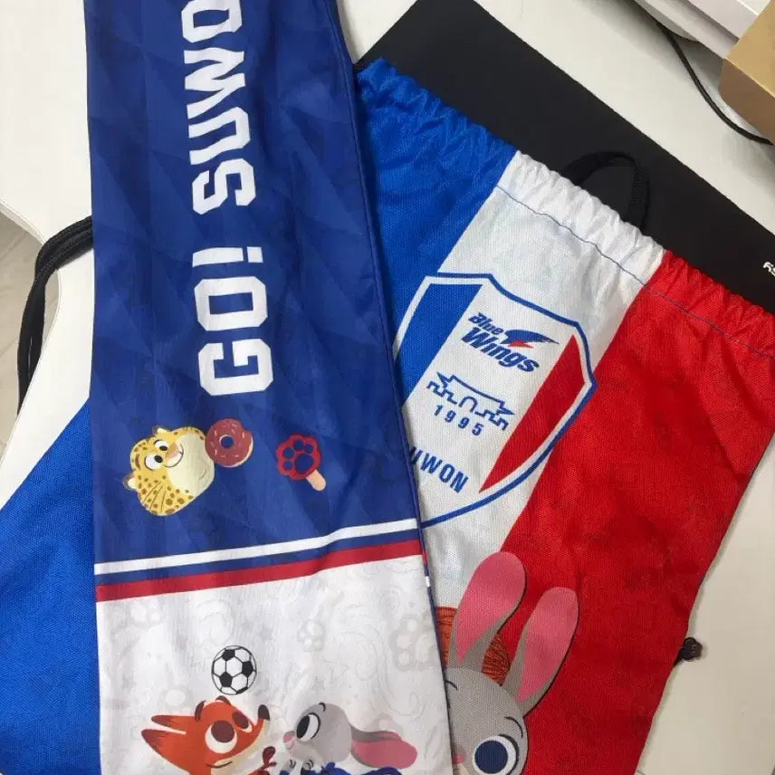 [BUNJANG] Suwon Bluewings ZooTopia Gym Sack & Muffler Bundle / 수원삼성 주토피아 짐색 머플러 일괄 판매