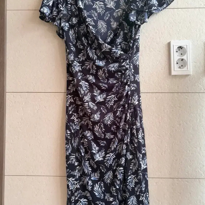 [BUNJANG] Chiyu's Closet Jersey Dress / 치유의 옷장져지 원피스