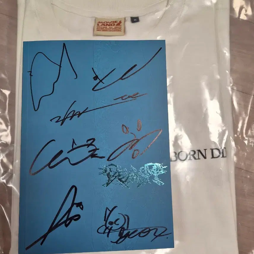 [BUNJANG] ALPHADRIVEONE ALD1 BORN DIRE Signed Album / 알파드라이브원 ALD1 BORN DIRE 친필 싸인 앨범 비매